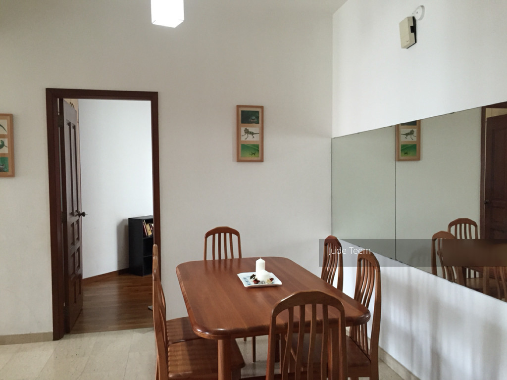 Carissa Park Condominium thumbnail photo